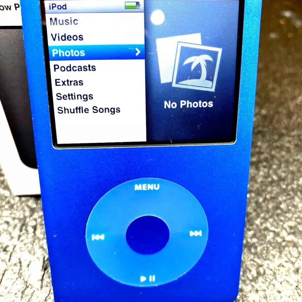 Apple iPod classic 7th Generation BLUE Black 256GB Excellent w/new accessories - Picture 3 of 7